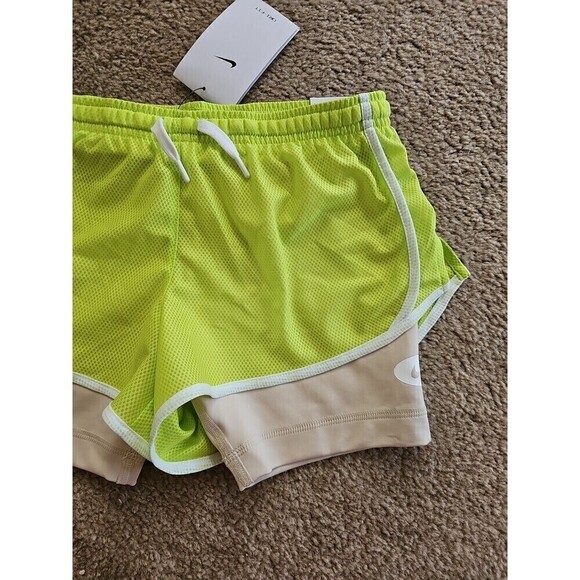 Nike White DRI-FIT Tempo 2-IN-1 Training Running Short GIRLS Size Medium NEW $32 - Picture 2 of 4